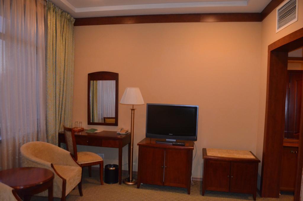 Astana Park Hotel Chambre photo